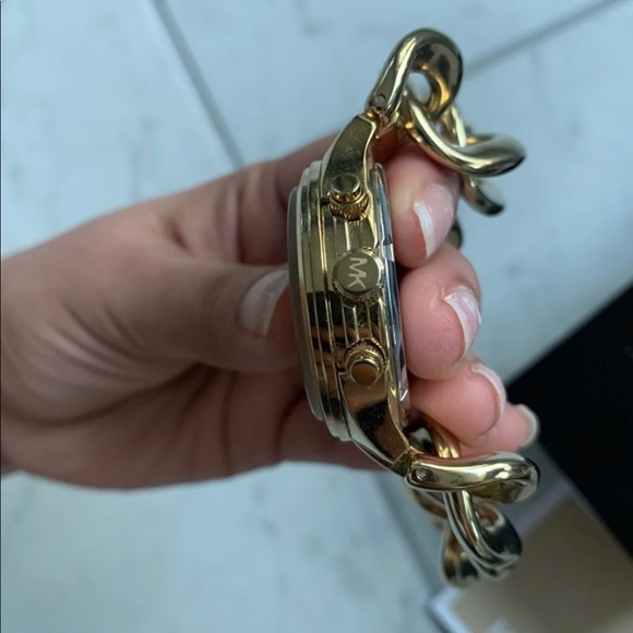Michael Kors Chain Gold Watch